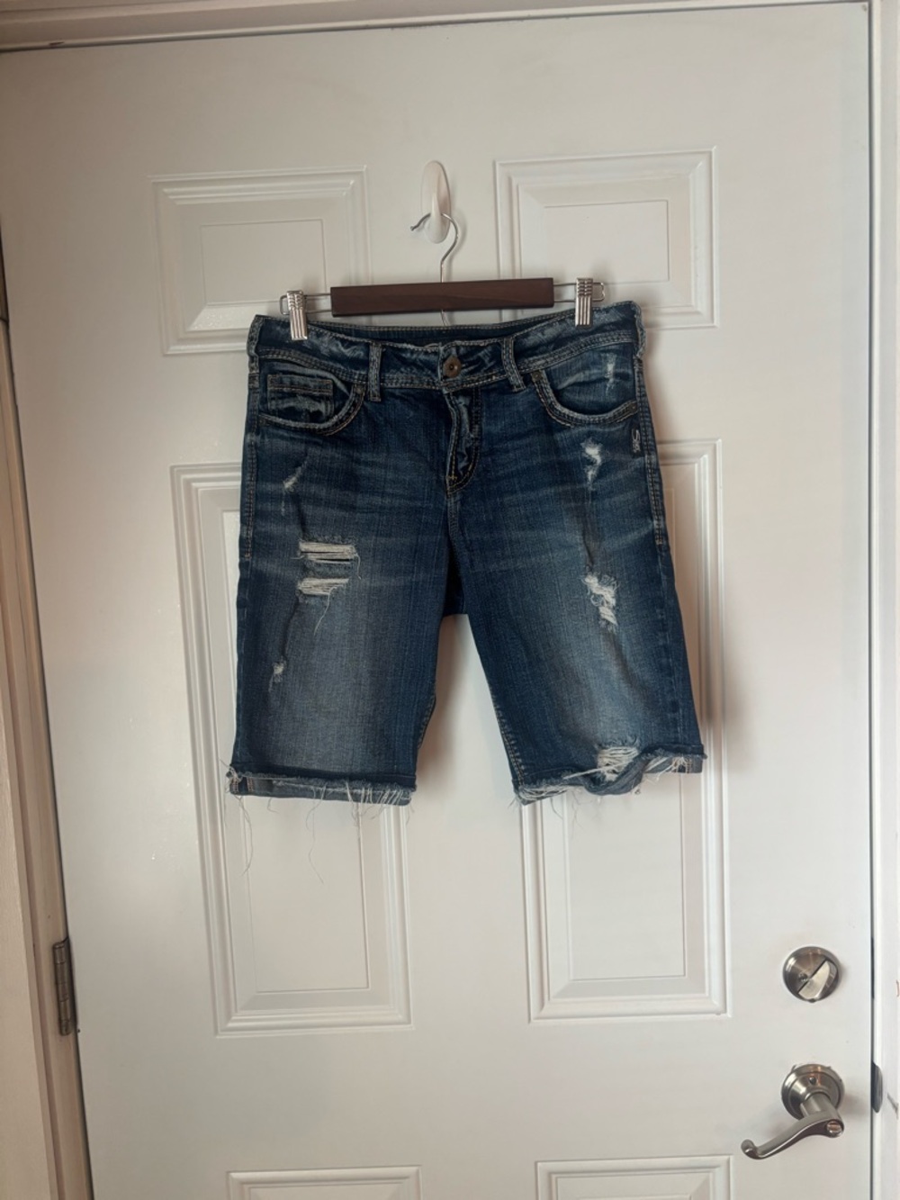 Silver Jeans Dark Indigo Denim Suki Shorts